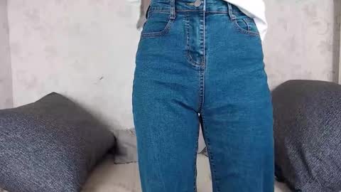 Snapshot of evaa_love_ chatting on February 21, 2026, 7:09 am Eva online show from February 21, 2026, 7:09 am