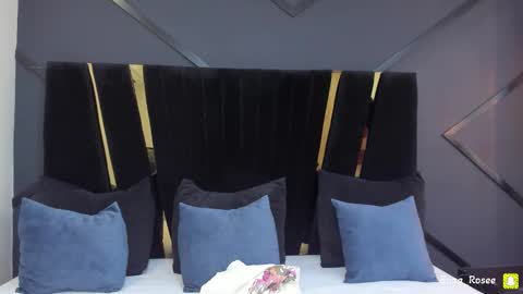 Snapshot of evaa_rose_ chatting on February 6, 2026, 9:29 pm Eva online show from February 6, 2026, 9:29 pm