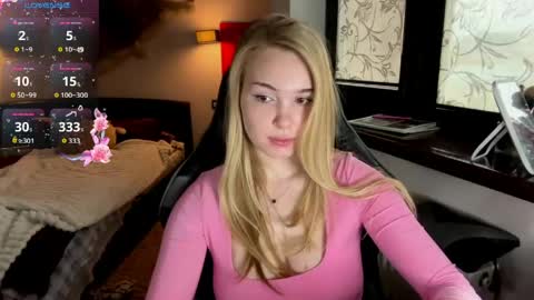 evacarter1 online show from April 21, 2026, 2:01 pm