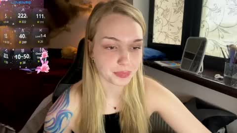 evacarter1 online show from April 24, 2026, 11:56 am