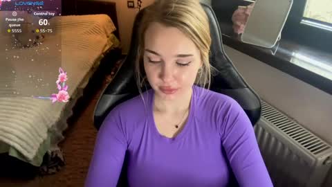evacarter1 online show from May 19, 2026, 10:54 am
