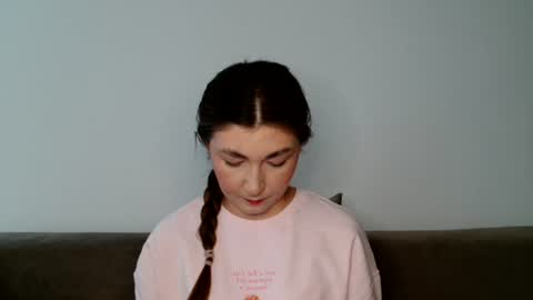 Snapshot of evachaturbatte chatting on July 10, 2026, 9:23 am Evachaturbatte online show from July 10, 2026, 9:23 am