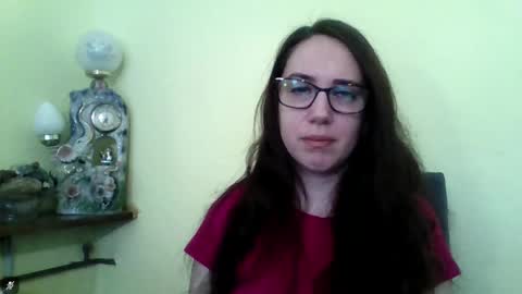 EVA online show from December 4, 2025, 8:12 am