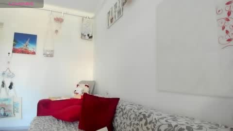 evadiana8484 online show from June 5, 2026, 9:37 am