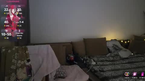 Eva online show from November 4, 2025, 1:21 pm