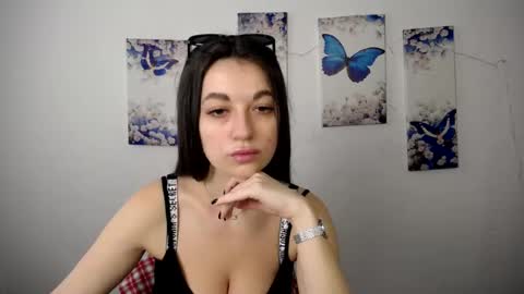 Eva online show from June 15, 2026, 12:07 pm
