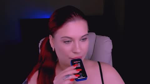 Eva online show from March 5, 2026, 6:59 pm