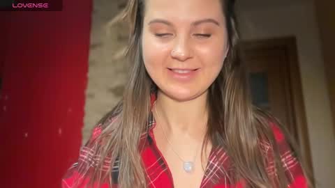 EvaHazard online show from February 15, 2025, 4:56 pm