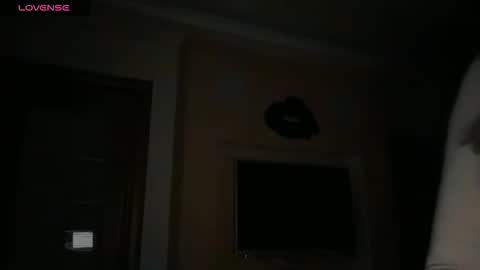 EvaHazard online show from November 1, 2025, 1:57 pm