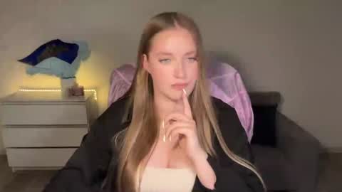 Eva online show from July 14, 2026, 9:53 pm