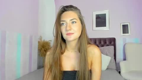 Snapshot of evalaniss chatting on June 12, 2026, 3:27 am Eva online show from June 12, 2026, 3:27 am