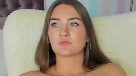 Snapshot of evalaniss chatting on July 7, 2026, 6:47 am Eva online show from July 7, 2026, 6:47 am