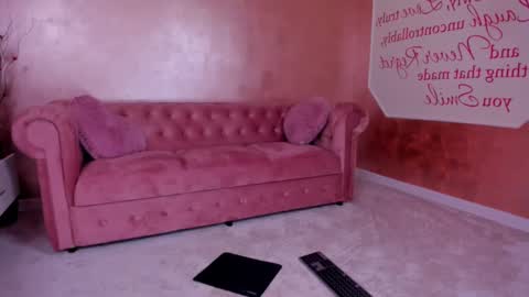 Eva online show from February 23, 2025, 9:26 pm