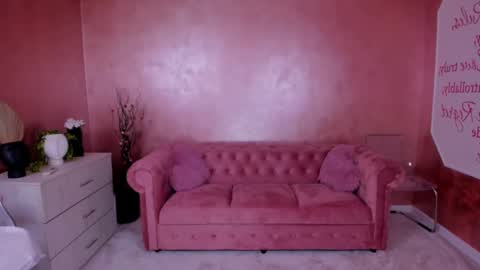 Eva online show from February 27, 2025, 10:20 pm