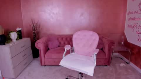 Eva online show from March 2, 2025, 10:27 pm