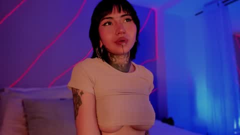 Eva online show from December 21, 2024, 8:32 pm