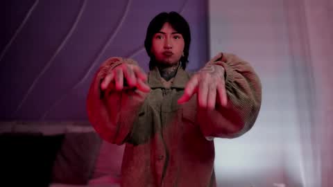 Eva online show from January 17, 2025, 2:50 pm