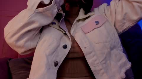 Eva online show from February 5, 2025, 12:06 pm