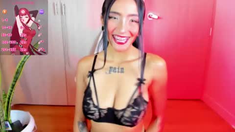 Snapshot of evangellinebellee chatting on February 9, 2025, 5:43 pm Evangelline online show from February 9, 2025, 5:43 pm