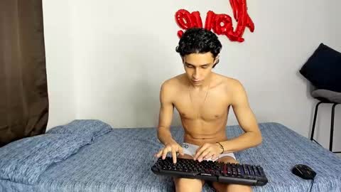 Evans collins24 online show from November 13, 2025, 10:52 pm