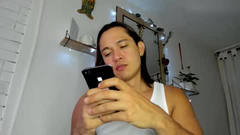 Evan online show from November 9, 2025, 10:08 pm