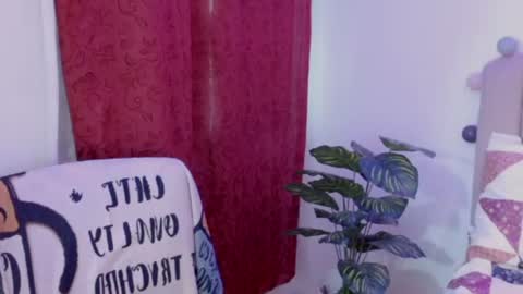 Snapshot of evanss_lx chatting on July 23, 2026, 10:40 pm Evanssa lx online show from July 23, 2026, 10:40 pm