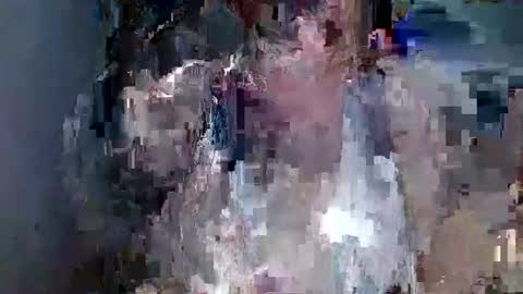 Victoria online show from December 3, 2025, 4:05 pm