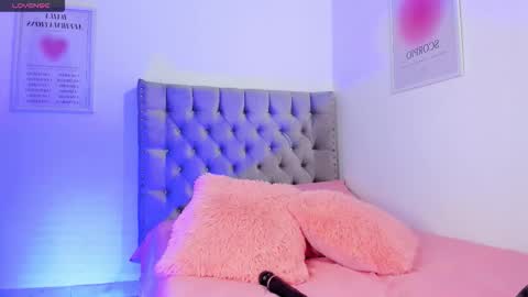 Snapshot of evaolimpo chatting on October 25, 2025, 2:30 am Eva Olimpo online show from October 25, 2025, 2:30 am