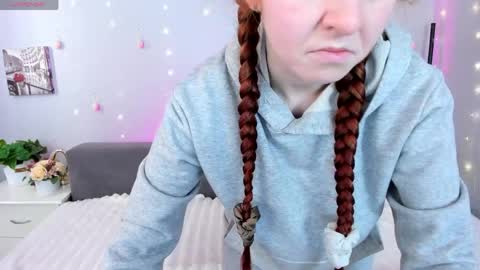 Adelina online show from April 5, 2026, 4:09 am