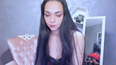 evashy99 online show from February 24, 2026, 9:24 pm