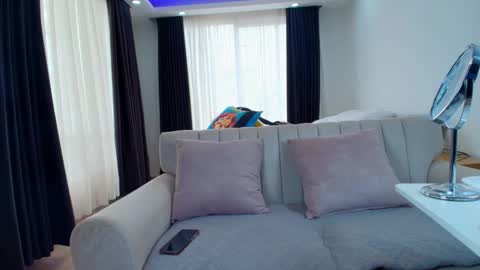 Snapshot of evasweet__ chatting on February 3, 2026, 4:56 pm EVA LUNA online show from February 3, 2026, 4:56 pm