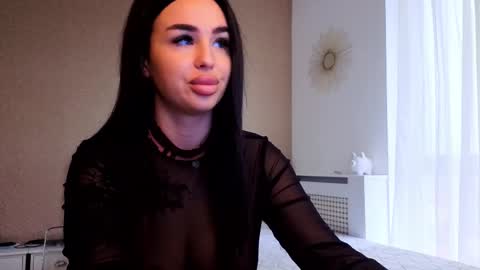 Eva online show from November 13, 2025, 6:23 am