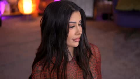 Eva online show from February 8, 2025, 1:33 pm