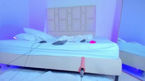 Snapshot of eve__queen chatting on November 14, 2025, 3:16 am Eva Queen online show from November 14, 2025, 3:16 am