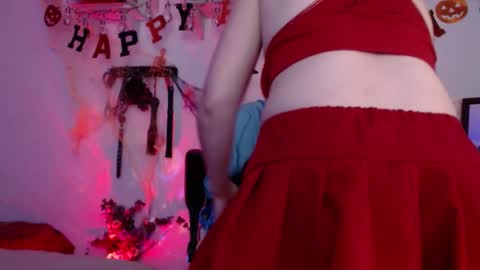 Eve Blue  friends. IG eve blue77 TW EveBlue 1 OF eveblue7 online show from October 27, 2025, 12:26 am