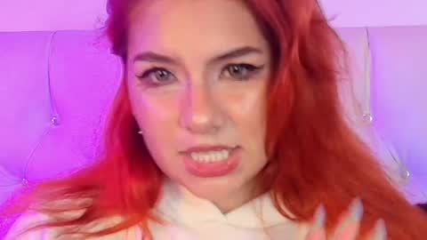 Snapshot of eve_soler chatting on April 15, 2026, 3:52 pm Martina Soler online show from April 15, 2026, 3:52 pm