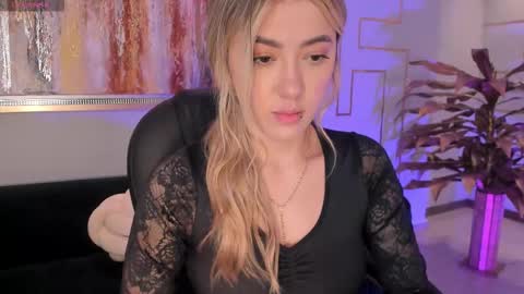 Eve  online show from November 6, 2025, 12:39 pm