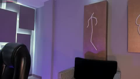 Eve  online show from November 11, 2025, 12:16 pm