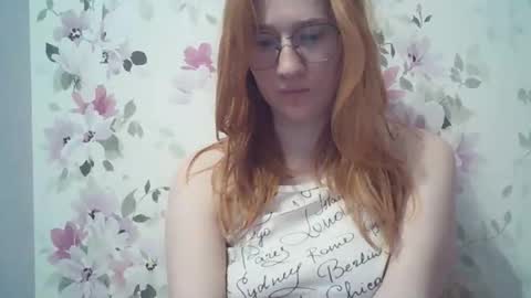 Evelina online show from March 19, 2026, 2:54 pm