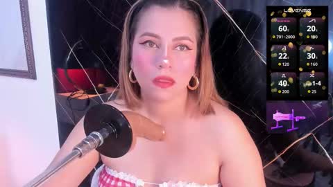 Snapshot of evelin_belen chatting on October 25, 2025, 12:13 pm EVELIN online show from October 25, 2025, 12:13 pm