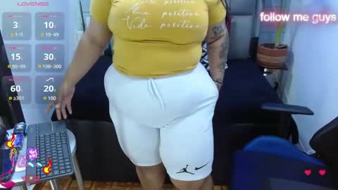 Snapshot of evelin_zaens chatting on June 4, 2026, 4:29 am evelin zaens online show from June 4, 2026, 4:29 am