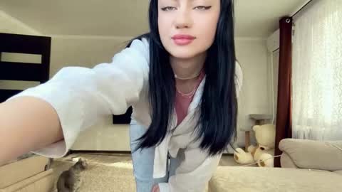 Snapshot of evelinkowski chatting on February 18, 2026, 7:04 am Sofia online show from February 18, 2026, 7:04 am