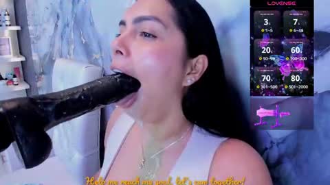 Snapshot of evelinn_belen chatting on June 22, 2026, 4:15 pm Evelinn belen online show from June 22, 2026, 4:15 pm