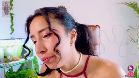 Snapshot of evelyn_chelle chatting on April 17, 2026, 4:54 pm Im Eve or Chelle Next Stream 191224 online show from April 17, 2026, 4:54 pm