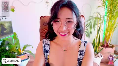 Snapshot of evelyn_chelle chatting on April 18, 2026, 7:07 pm Im Eve or Chelle Next Stream 191224 online show from April 18, 2026, 7:07 pm