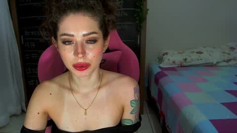 eveonly online show from December 18, 2024, 11:51 pm