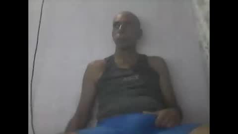 Snapshot of everaldosantos chatting on December 15, 2024, 1:02 am everaldosantos online show from December 15, 2024, 1:02 am