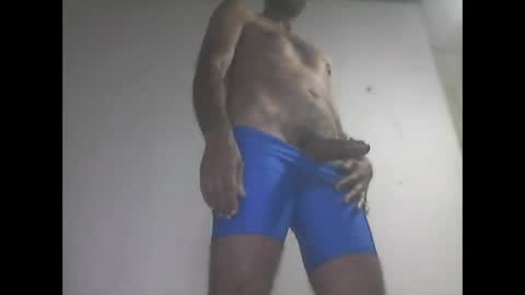 Snapshot of everaldosantos chatting on February 28, 2025, 10:50 pm everaldosantos online show from February 28, 2025, 10:50 pm