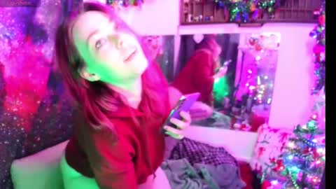 Snapshot of everlyester chatting on December 13, 2024, 8:30 am Evie online show from December 13, 2024, 8:30 am