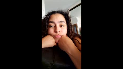  Hello my name is YINA . Nice to meet you please like Its important to me kisses  online show from May 4, 2026, 11:17 am
